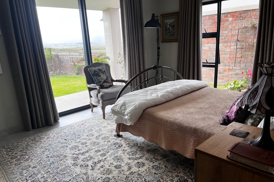 3 Bedroom Property for Sale in Renosterbos Estate Western Cape